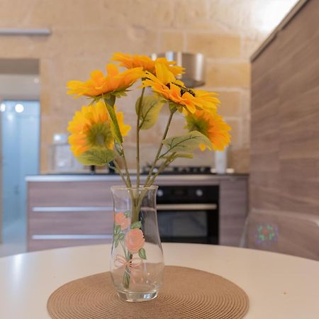 Dimora Barocca Apartment Irene Лече Екстериор снимка