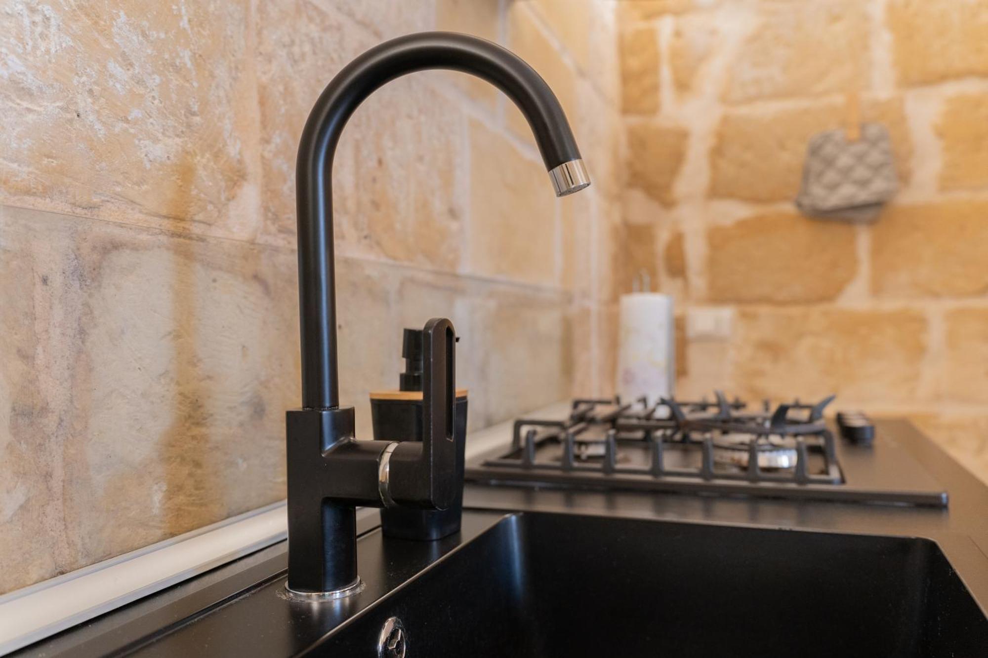 Dimora Barocca Apartment Irene Лече Екстериор снимка
