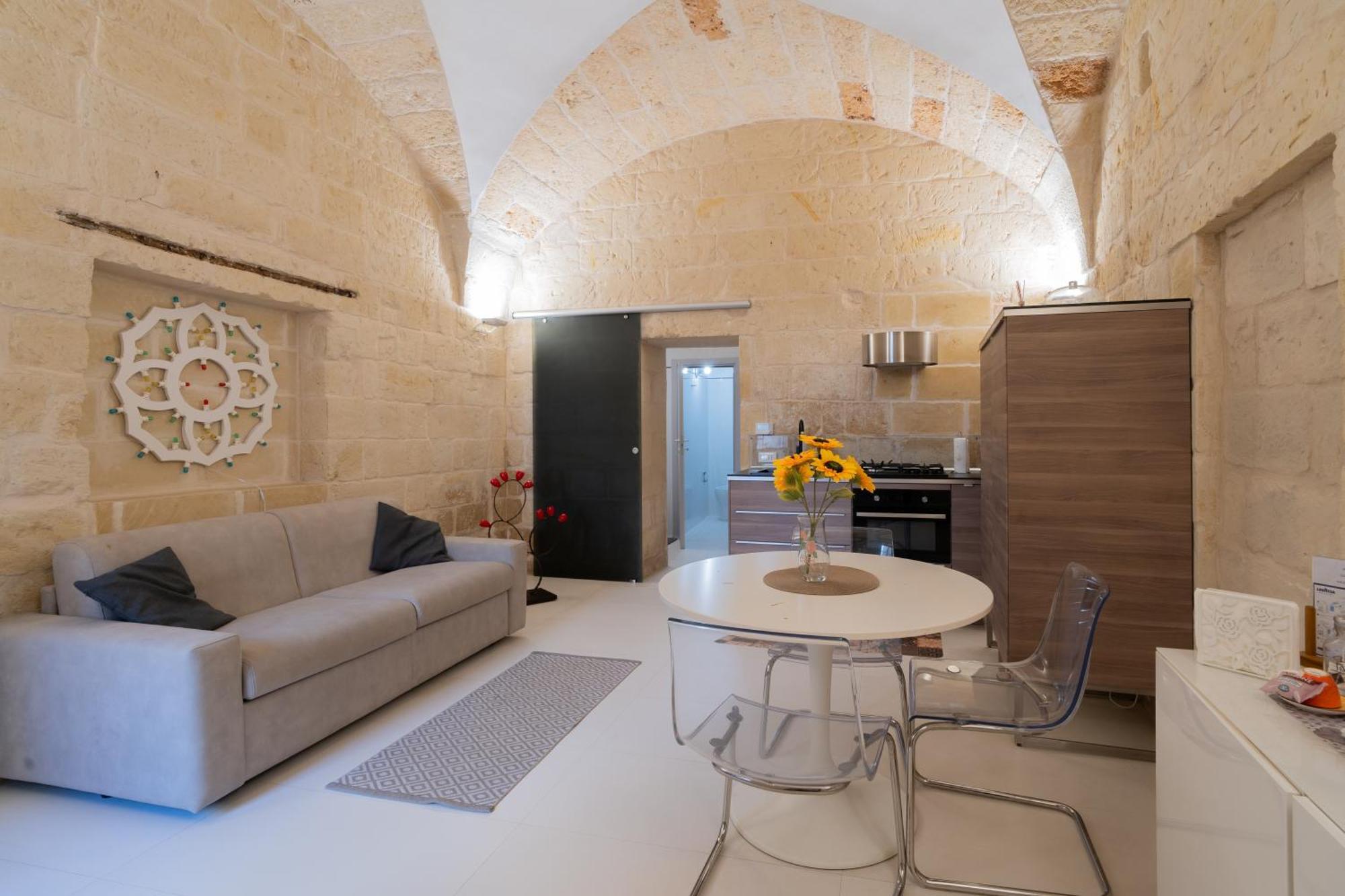 Dimora Barocca Apartment Irene Лече Екстериор снимка